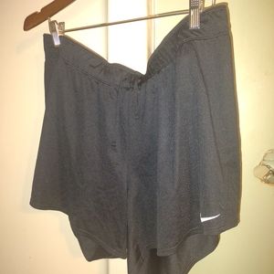 Woman's athletic Nike DRI fit black running shorts size XL